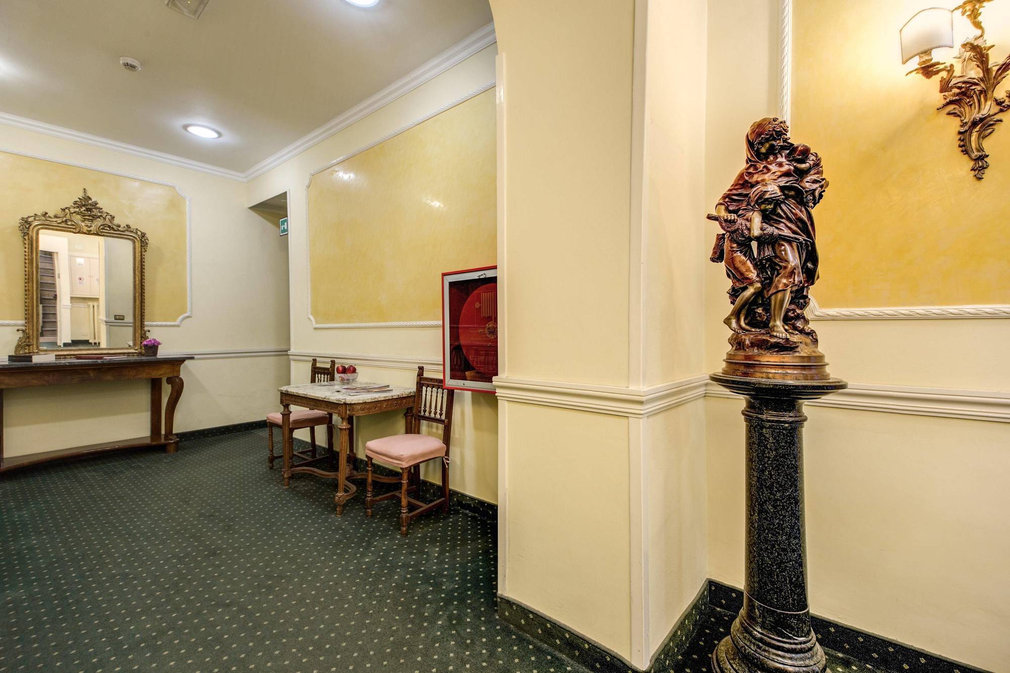 Hotel St. Moritz Rome Luaran gambar